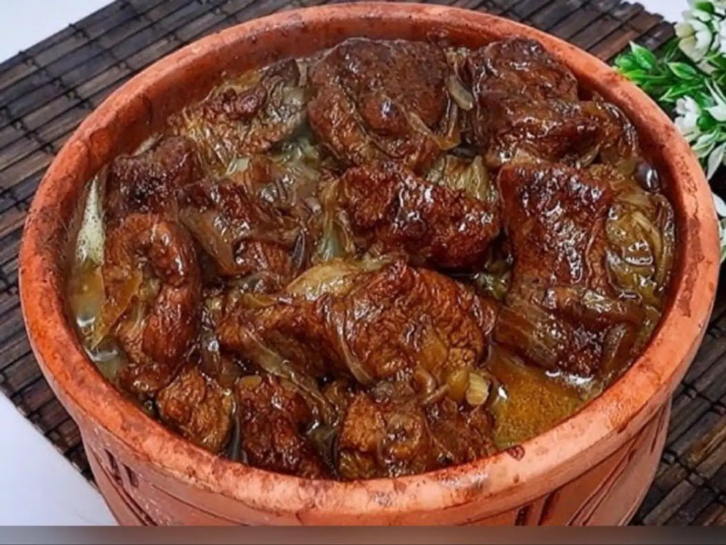 طاجن لحم بالبصل