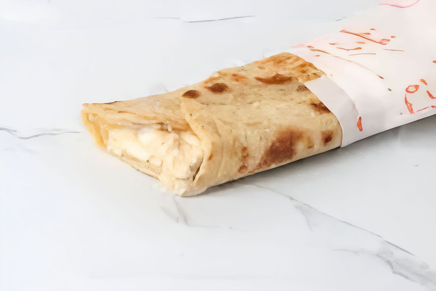 ساندوتش جباتي جبن وطحينية