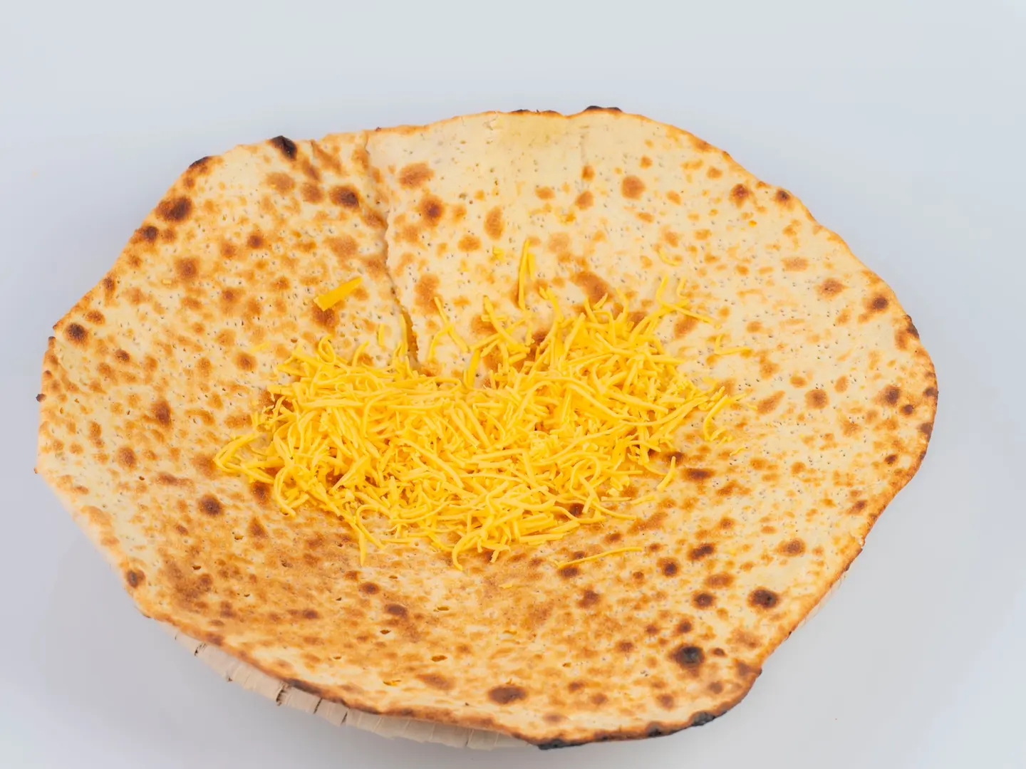 تميس بالجبن