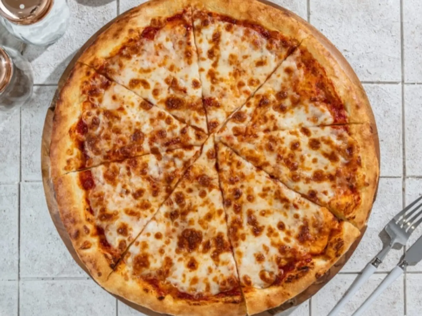 بيتزا مارغريتا - كبير