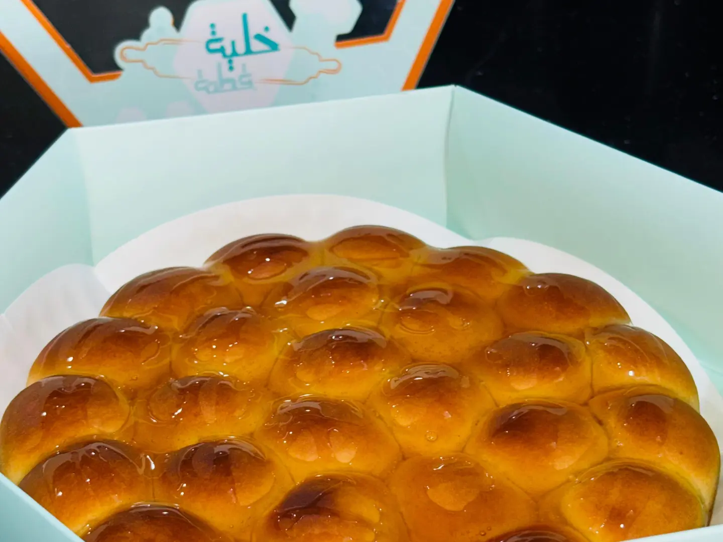 خلية جبن الكيري مع العسل - كبير