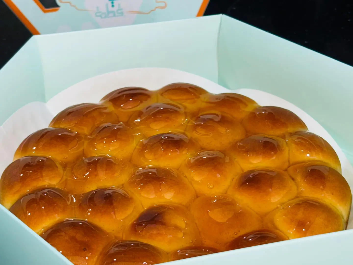 خلية جبن الكيري بالعسل - صغير