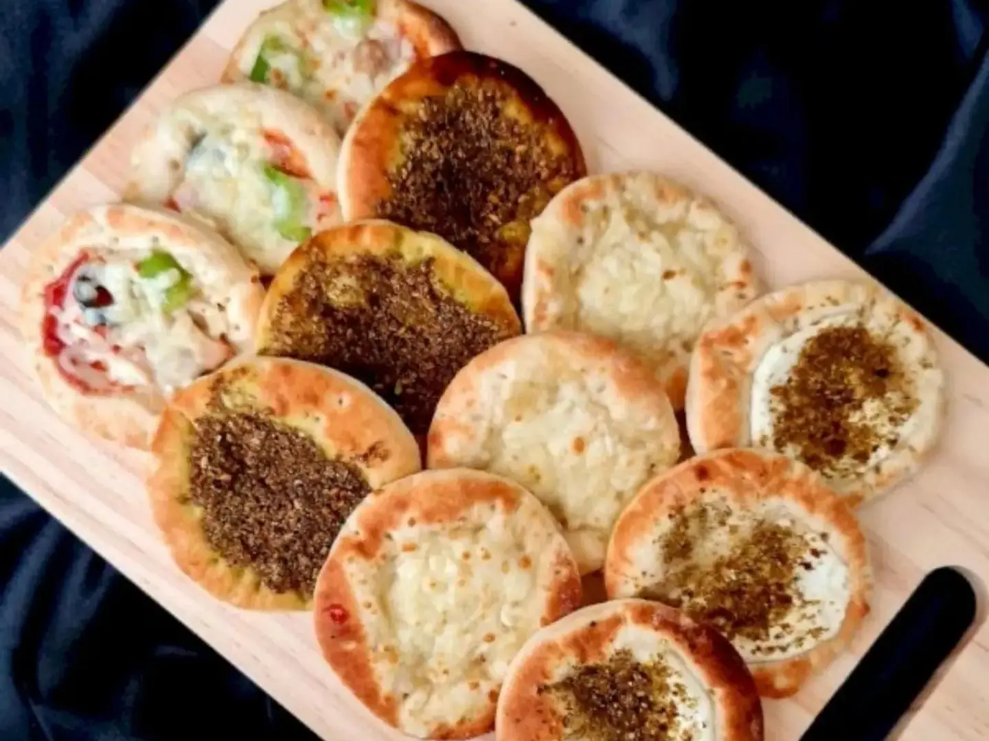 معجنات مشكله حجم صغير10 قطع