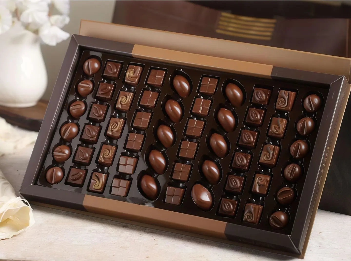 Chocolate Jawaher Alasala