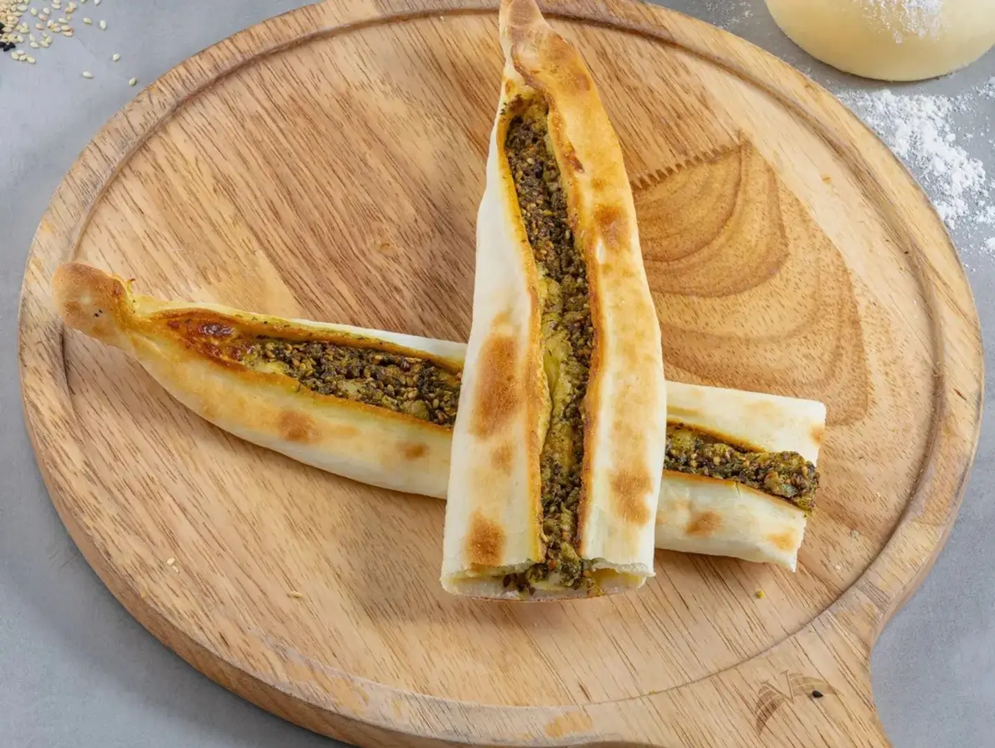 زعتر جبن موزاريلا