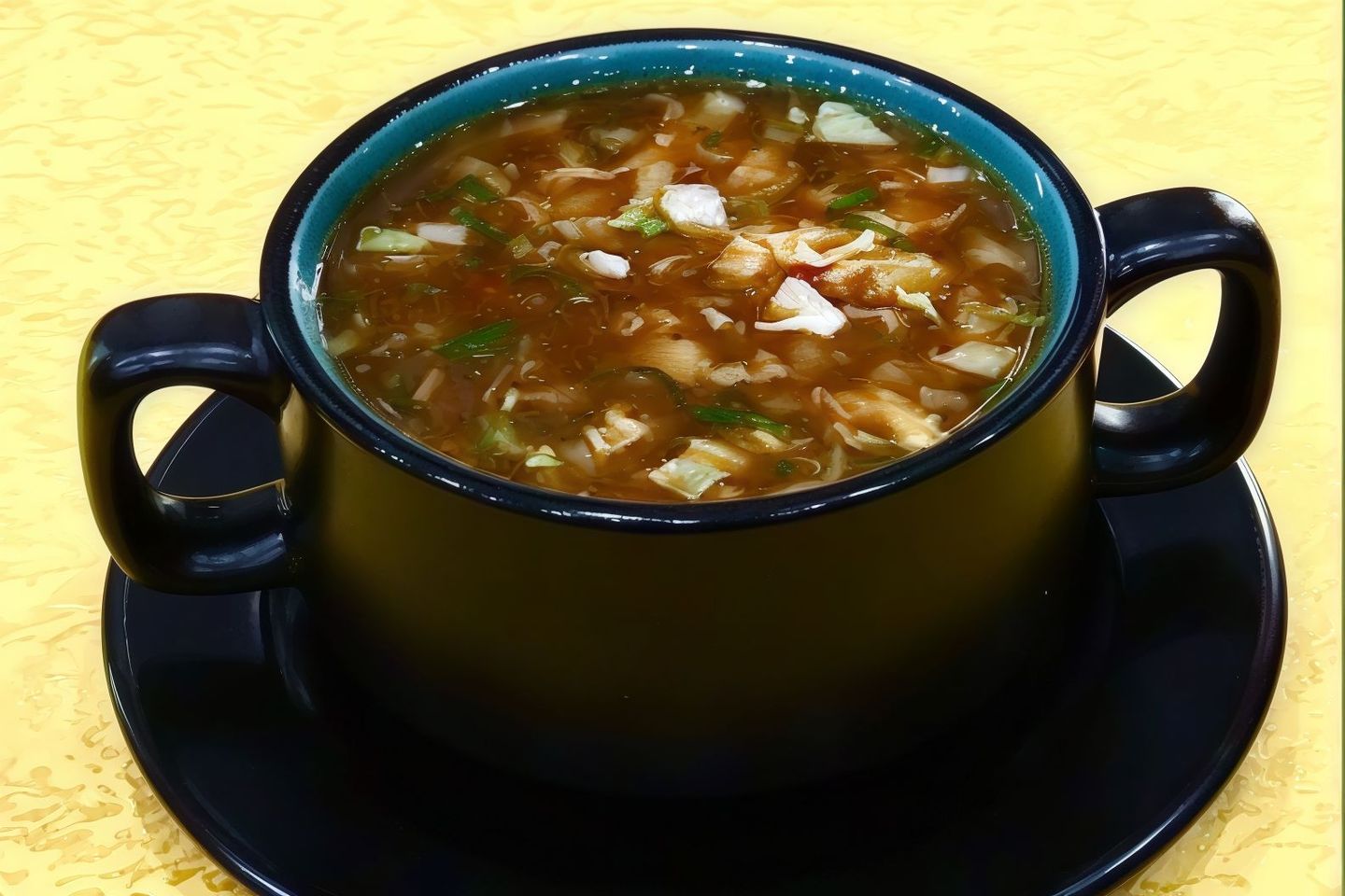 شوربة دجاج حار