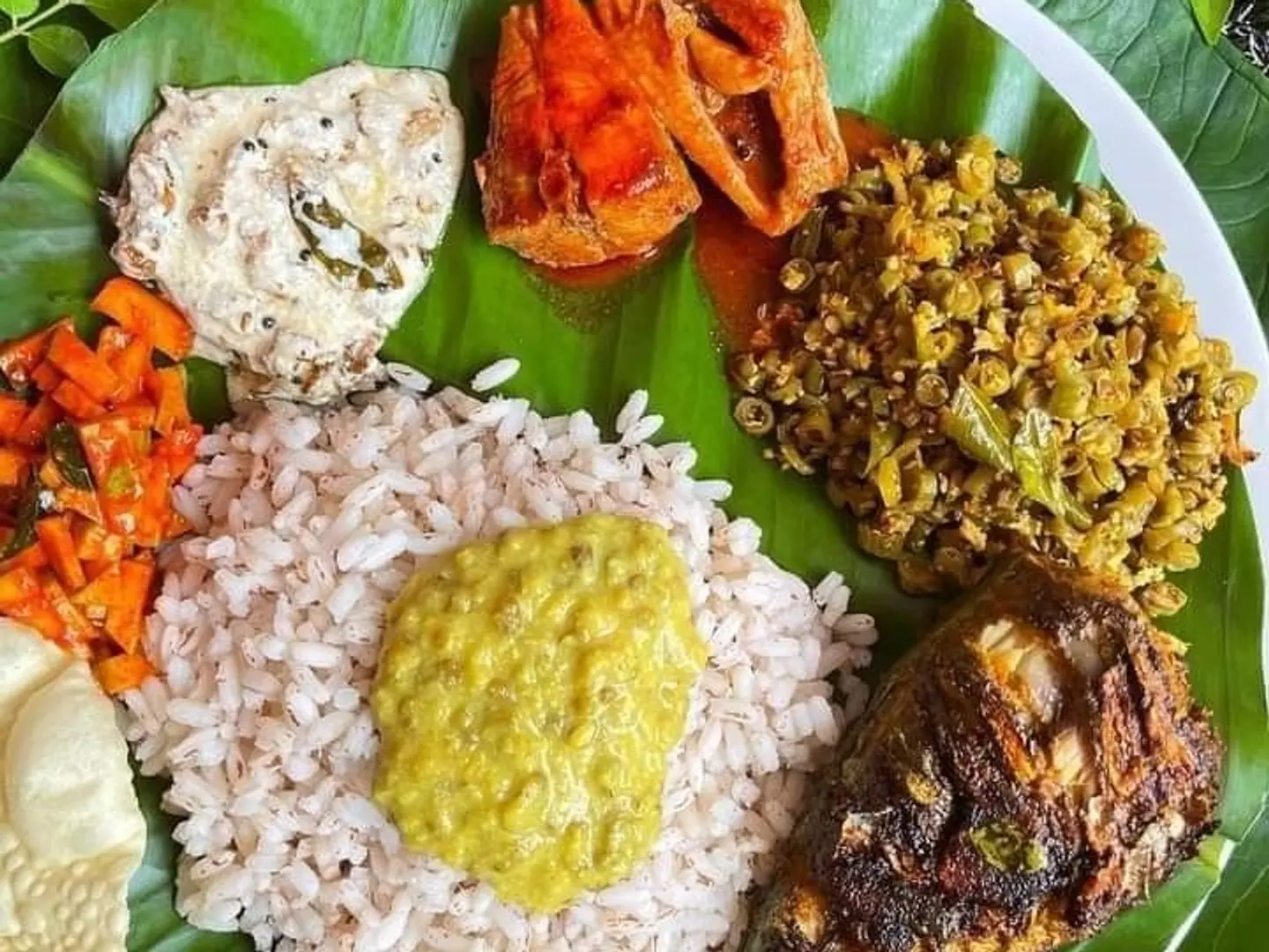 سمك مقلي مع الوجبات