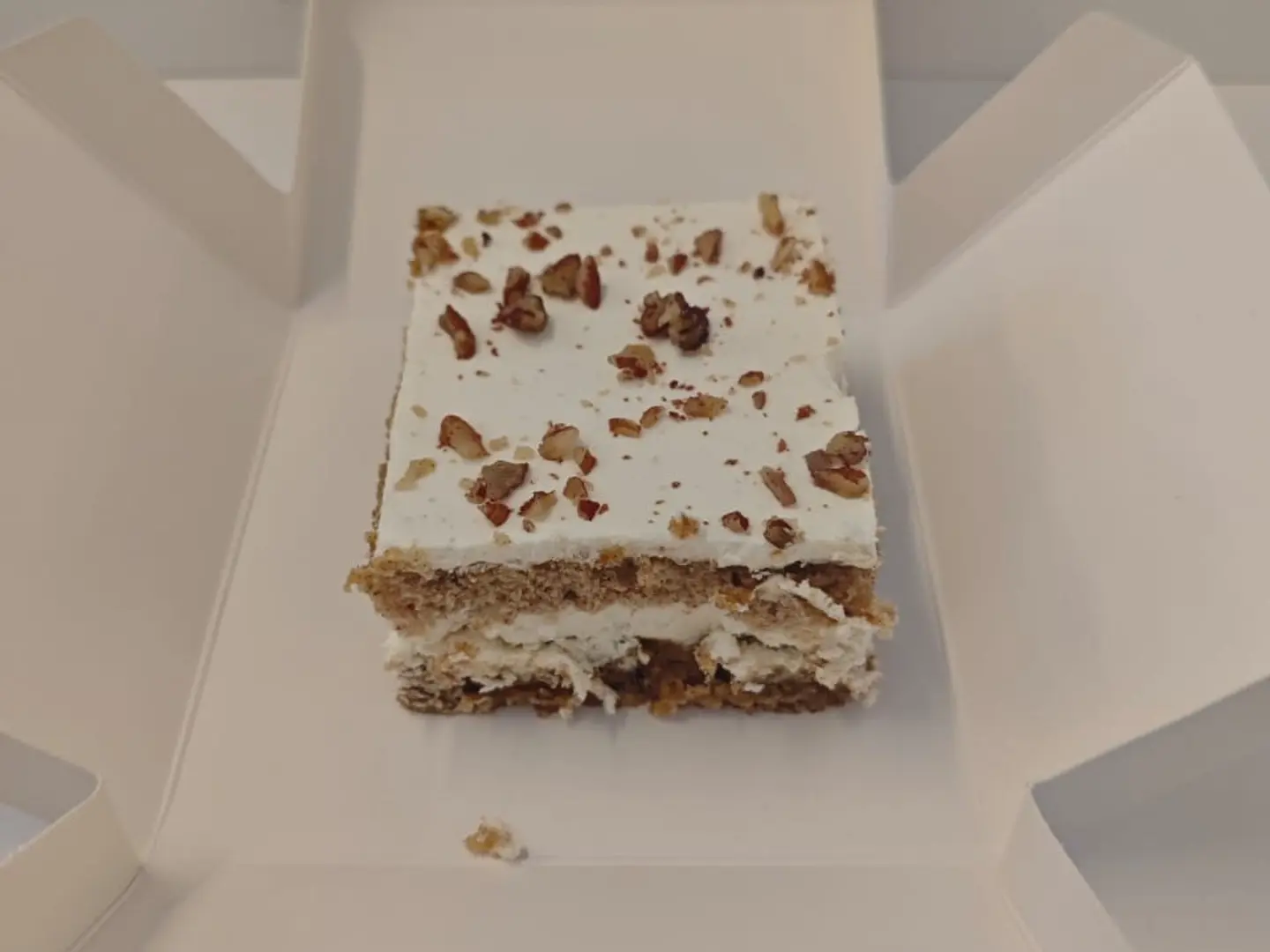 تشيز كيك التمر والبيكان