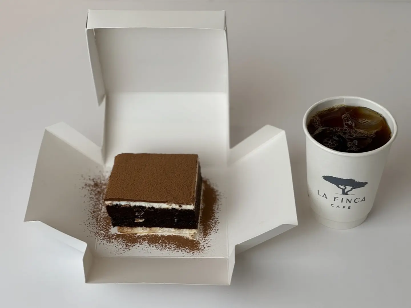 حلا من اختيارك مع قهوة اليوم