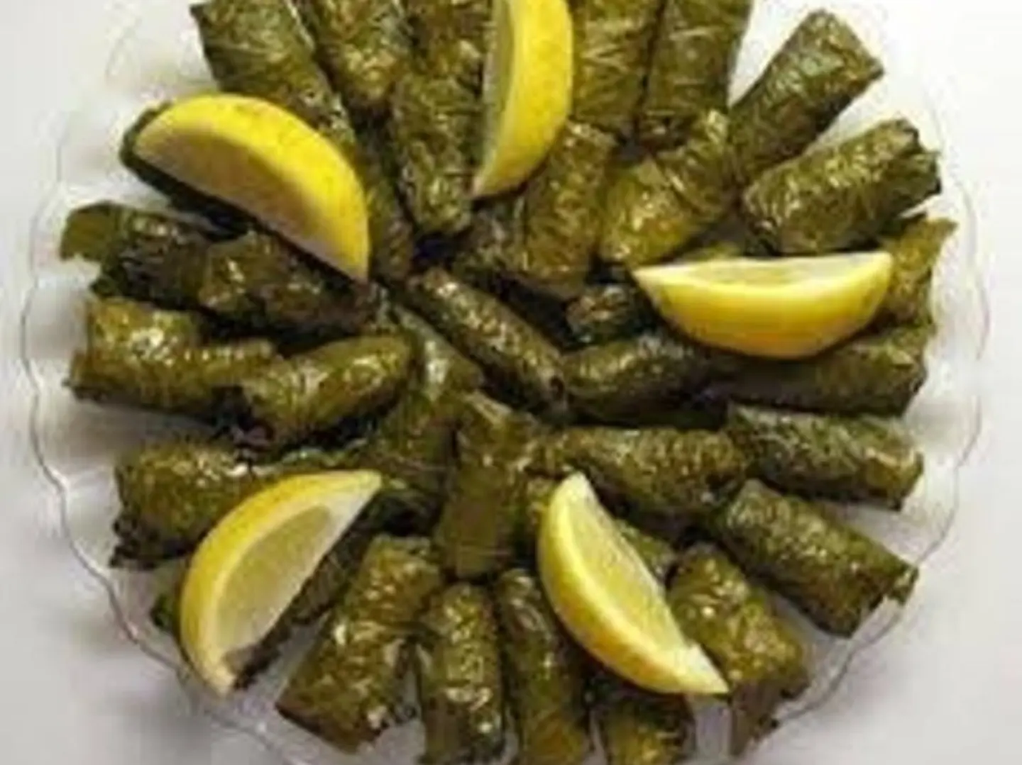محشي ورق عنب وسط