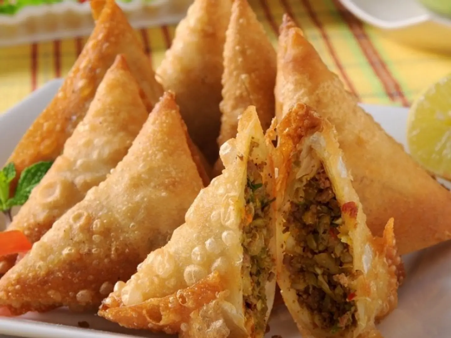 سمبوسة لحم كيلو