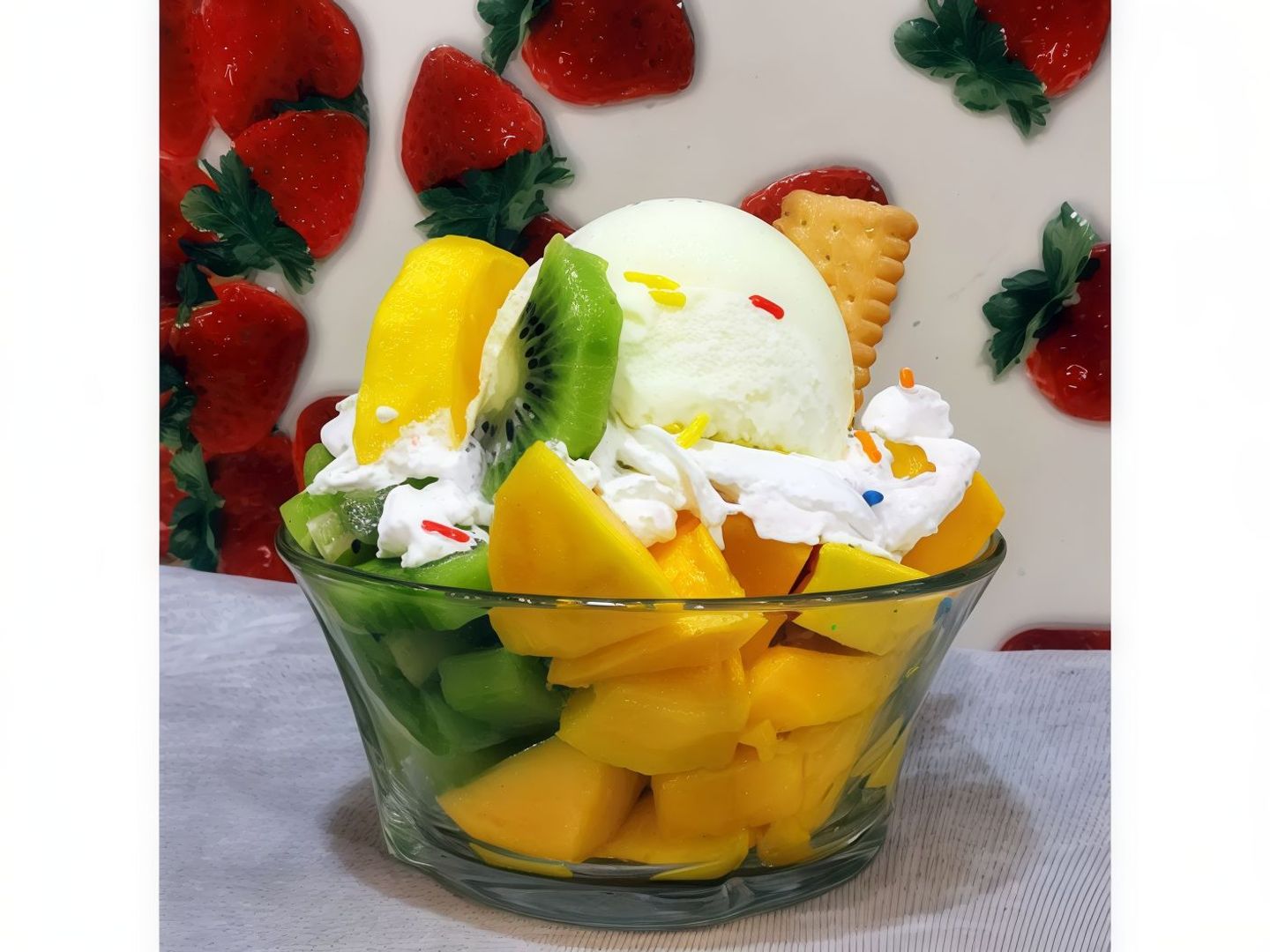 Fruitsalad With Ice Cream