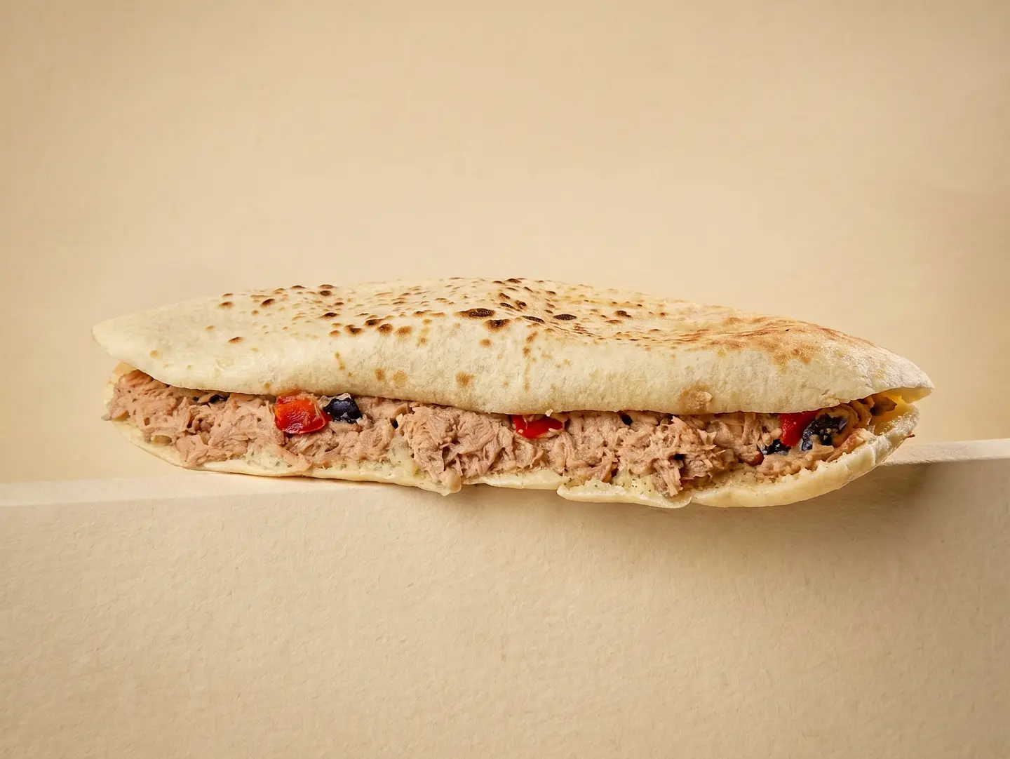 تونا سطار