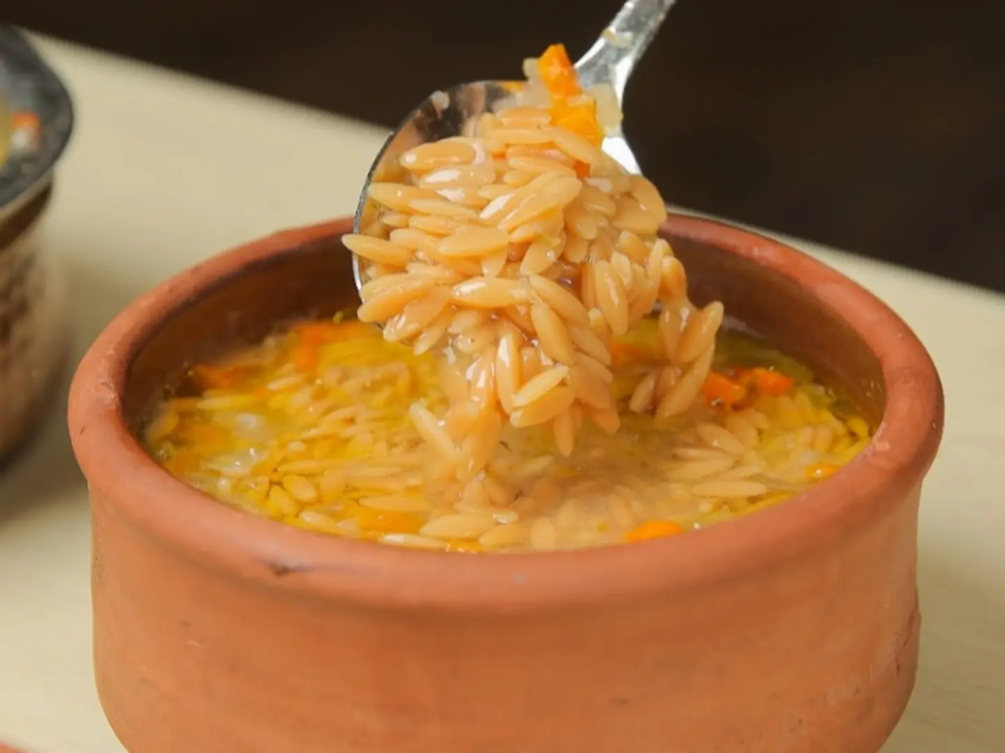 شوربة لسان عصفور