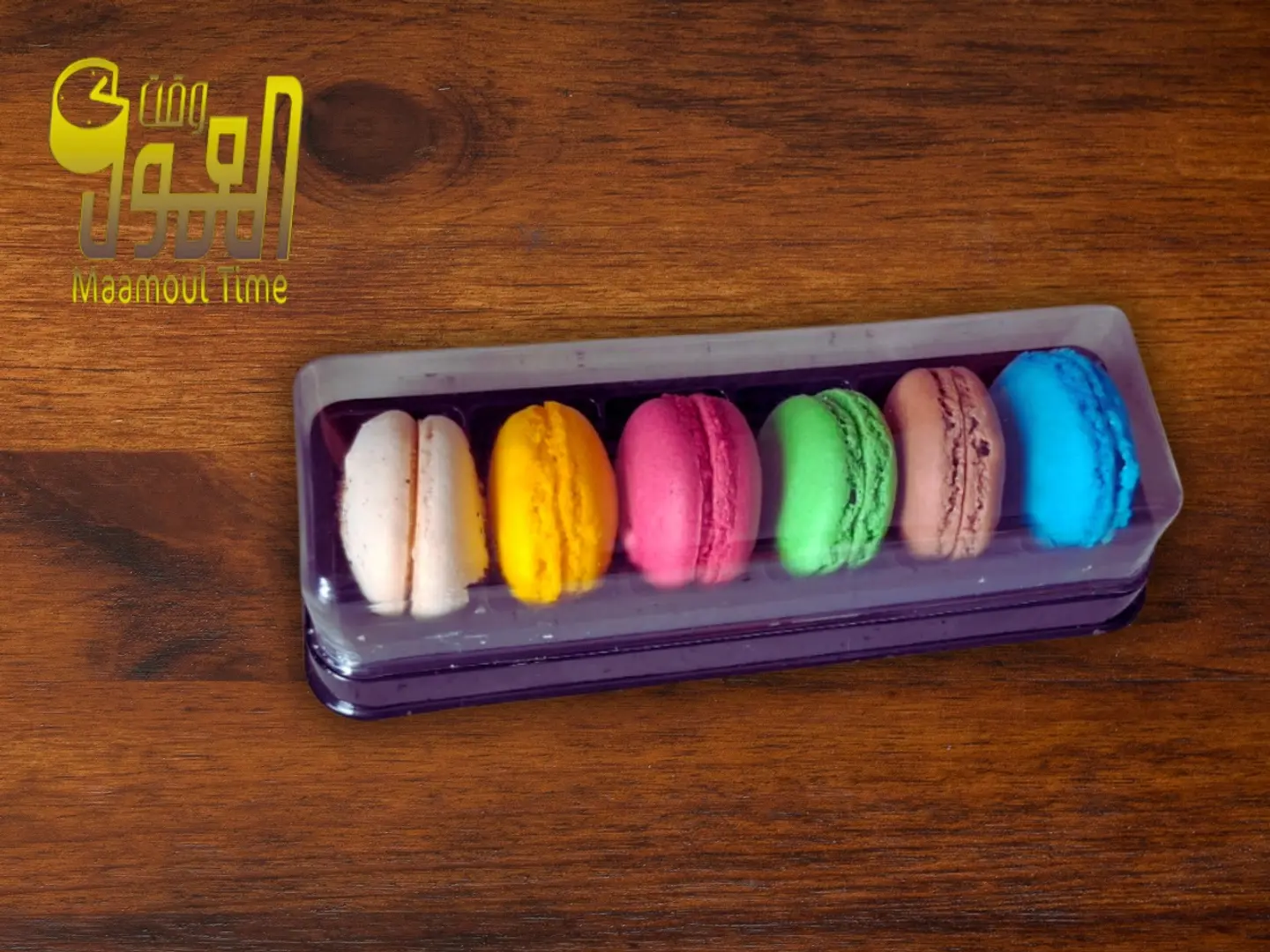 علبة ماكرون صغير