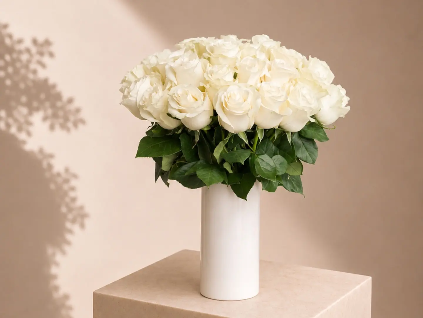 White Beauty Vase