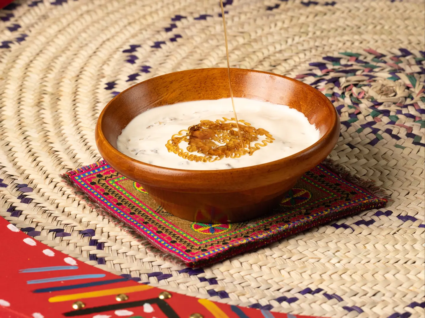 عريكة مع قشطة و جبن و حليب