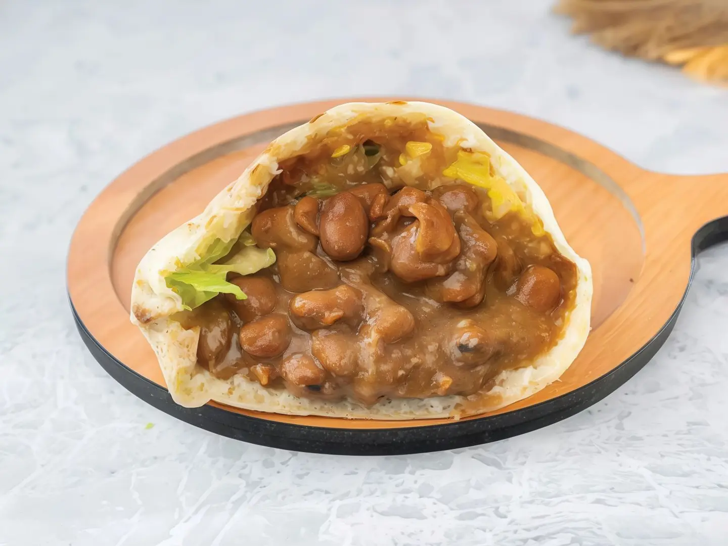 فول مع الجبن