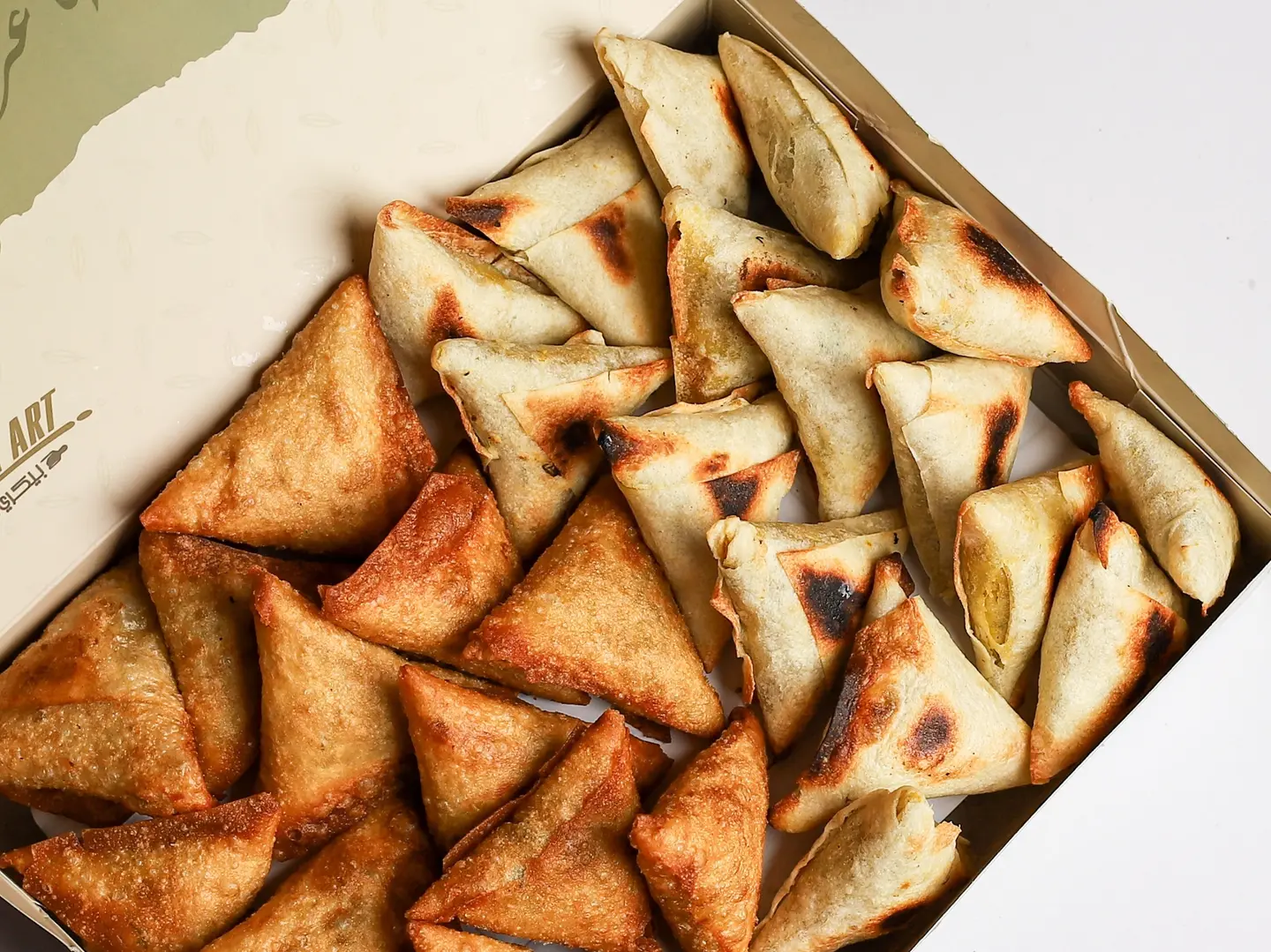 سمبوسة دجاج ( وسط )