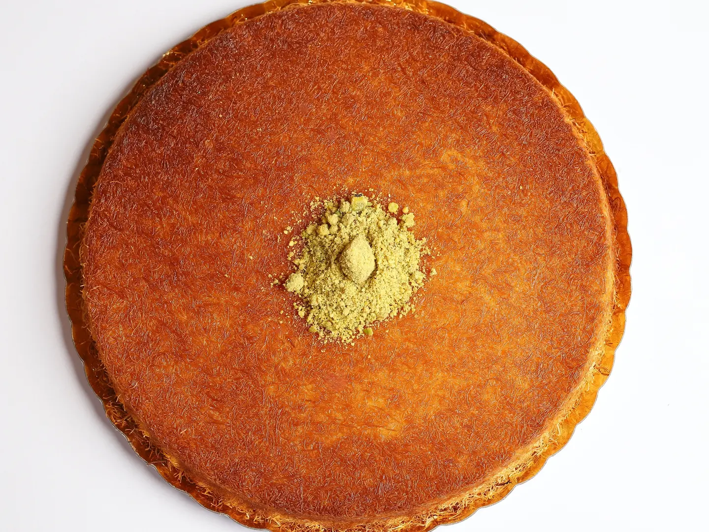 كنافة قشطة بالجبن (وسط)