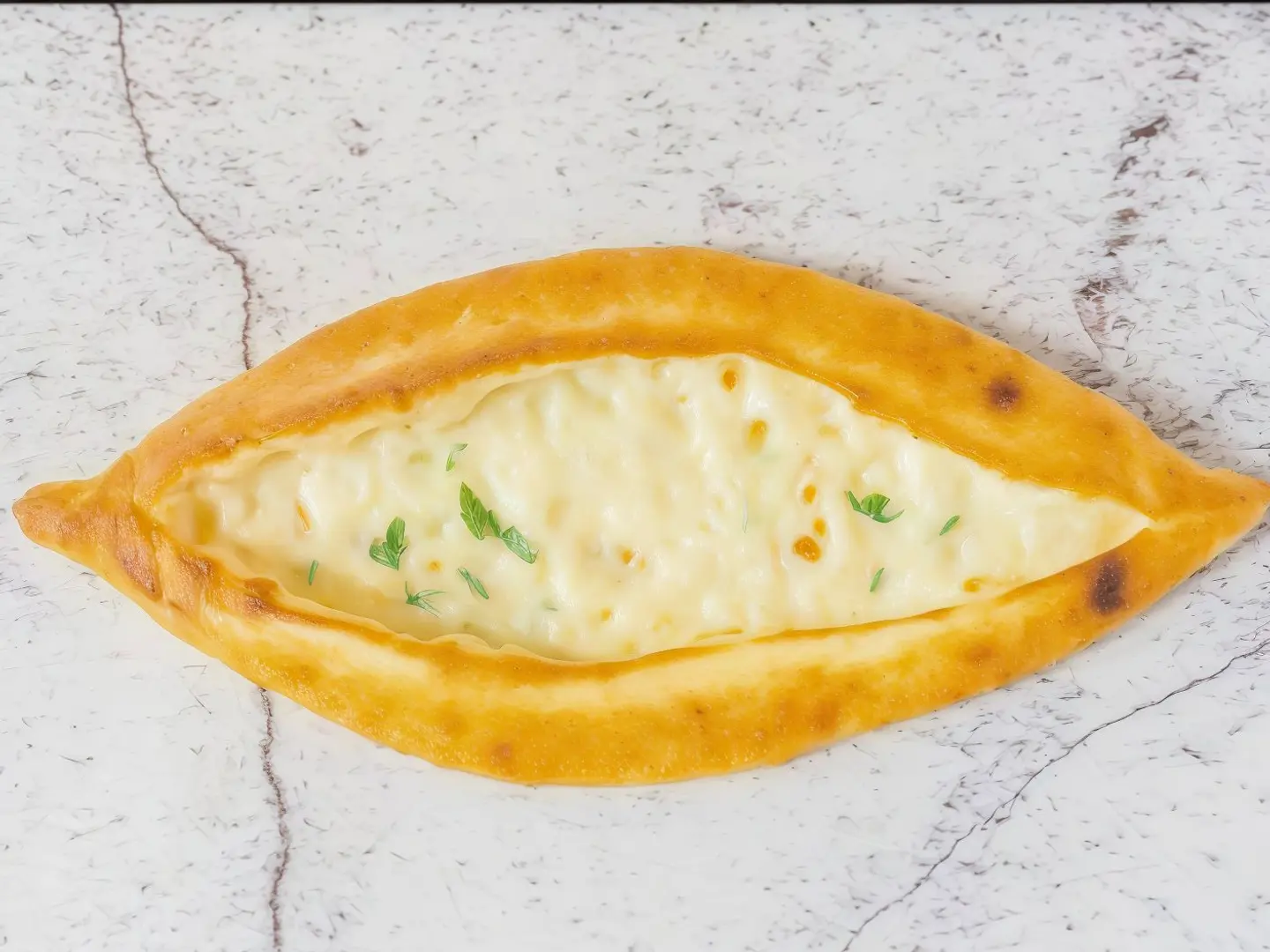 فطائرجبنه موزريلا