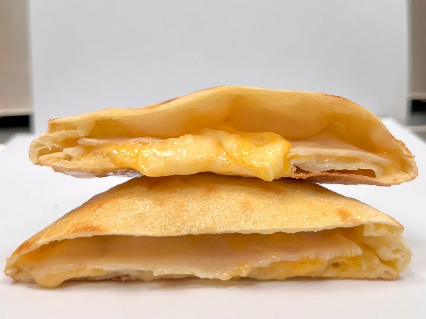 مكس اجبان رومي مدخن