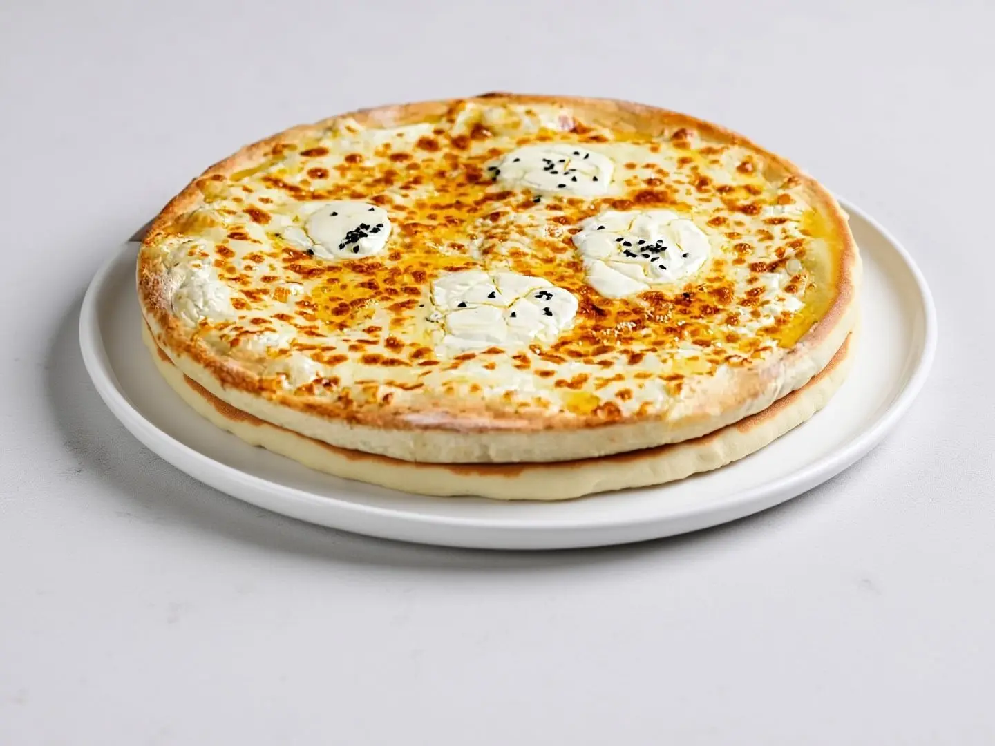 عش البلبل وسط