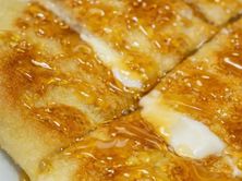 مطبق لبنة بالعسل
