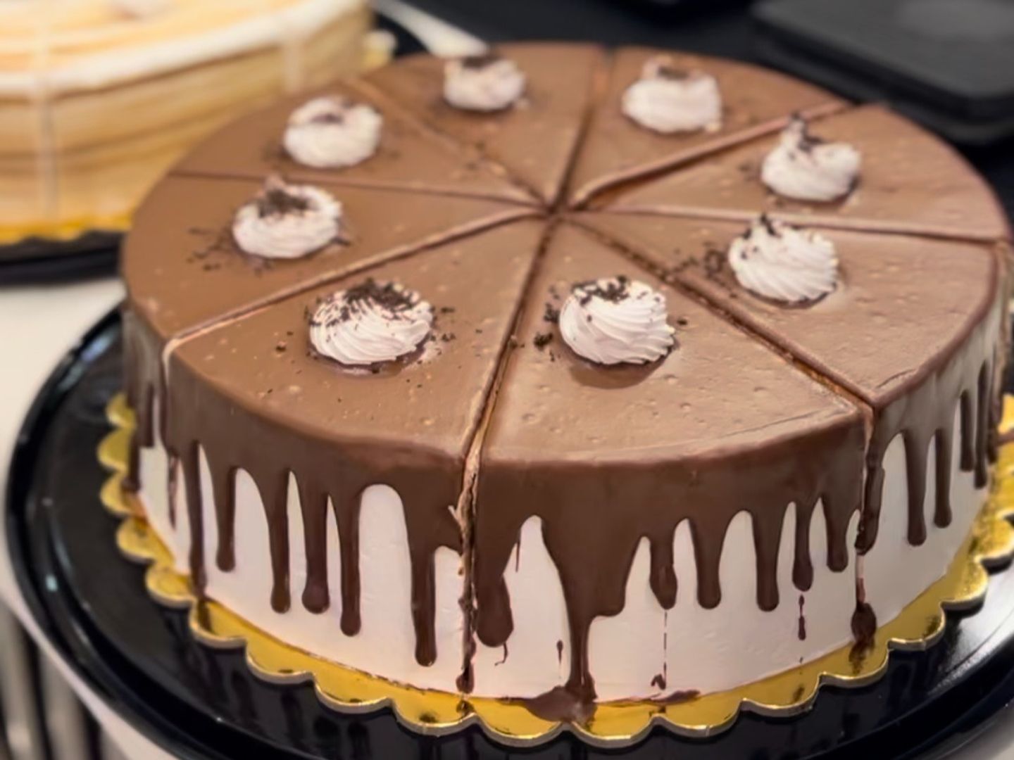 New Chocolate Cake