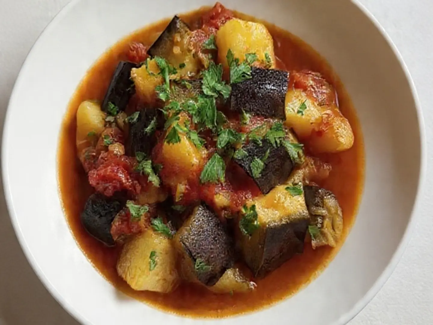 مشكل بطاطس باذنجان