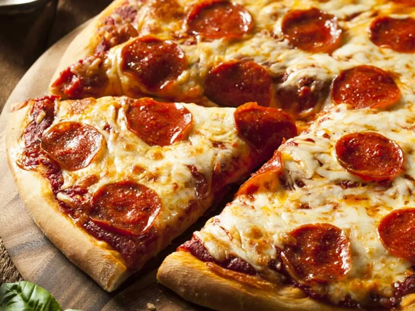 بيتزا ببروني صغير