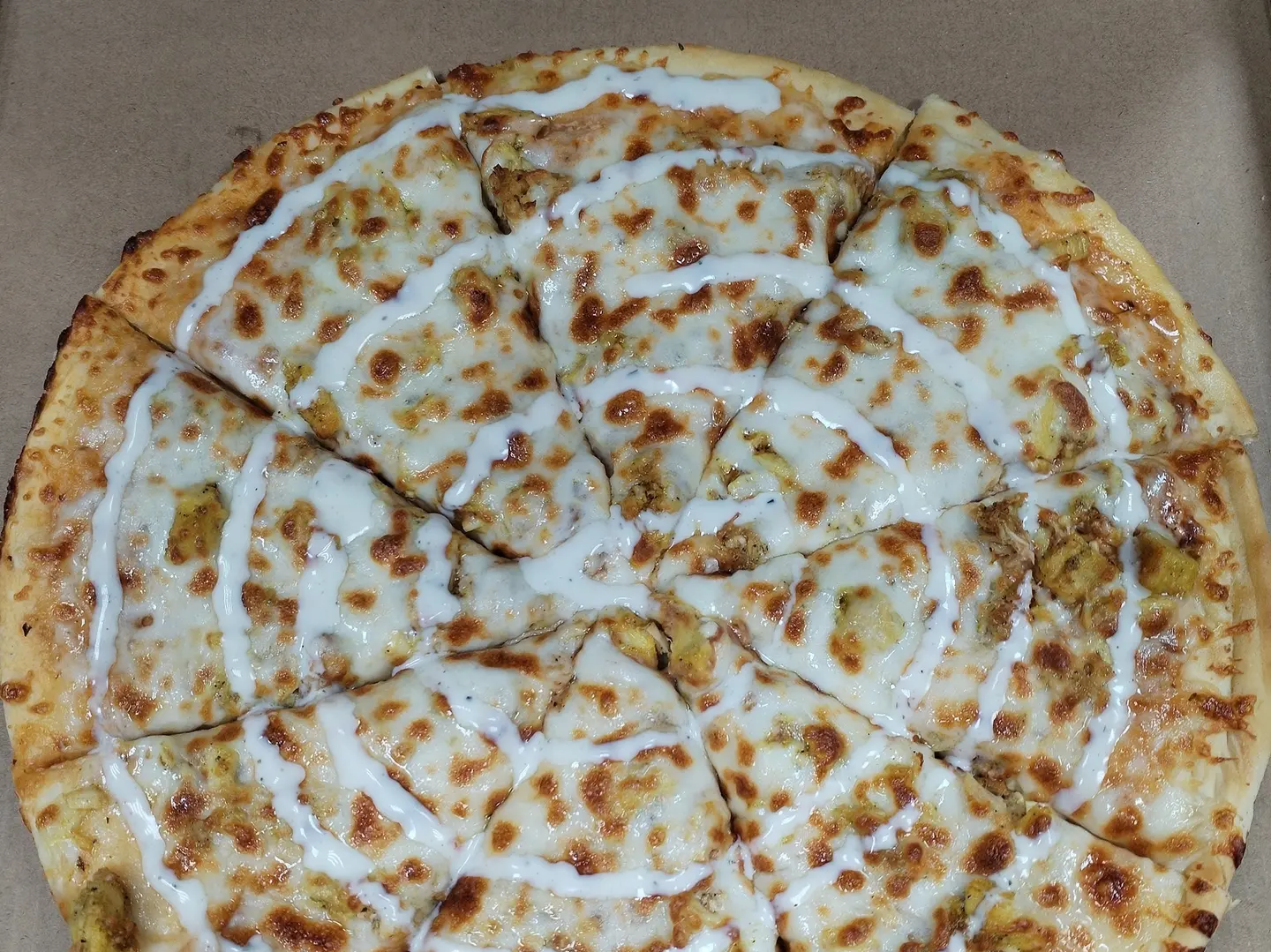 بيتزا رانش وسط