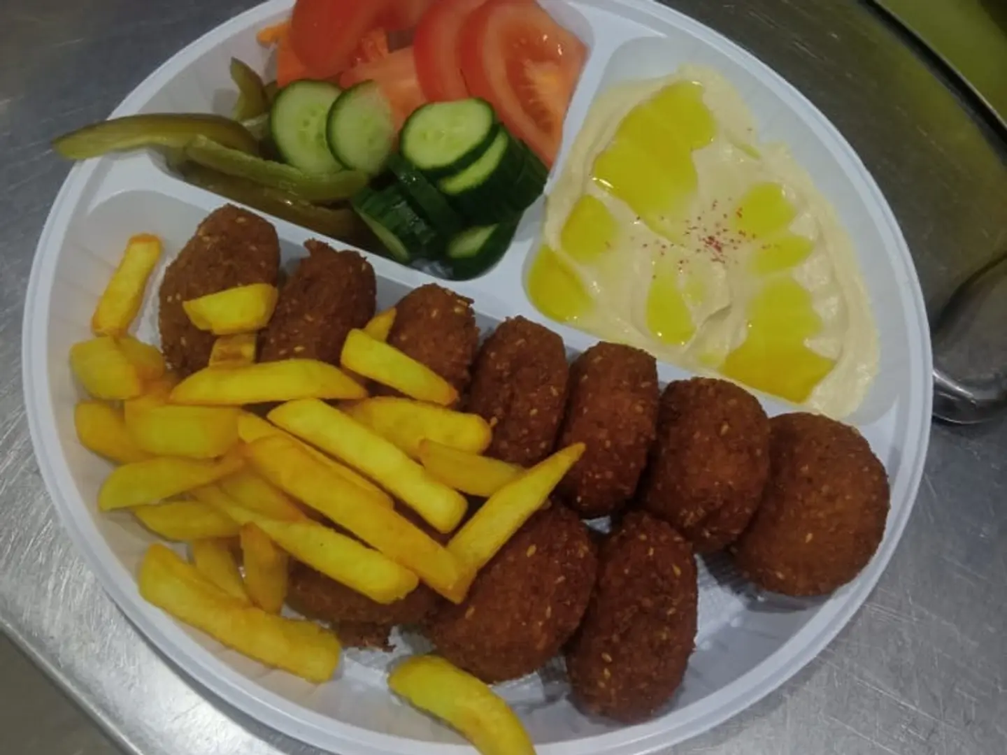 صحن فلافل صغير