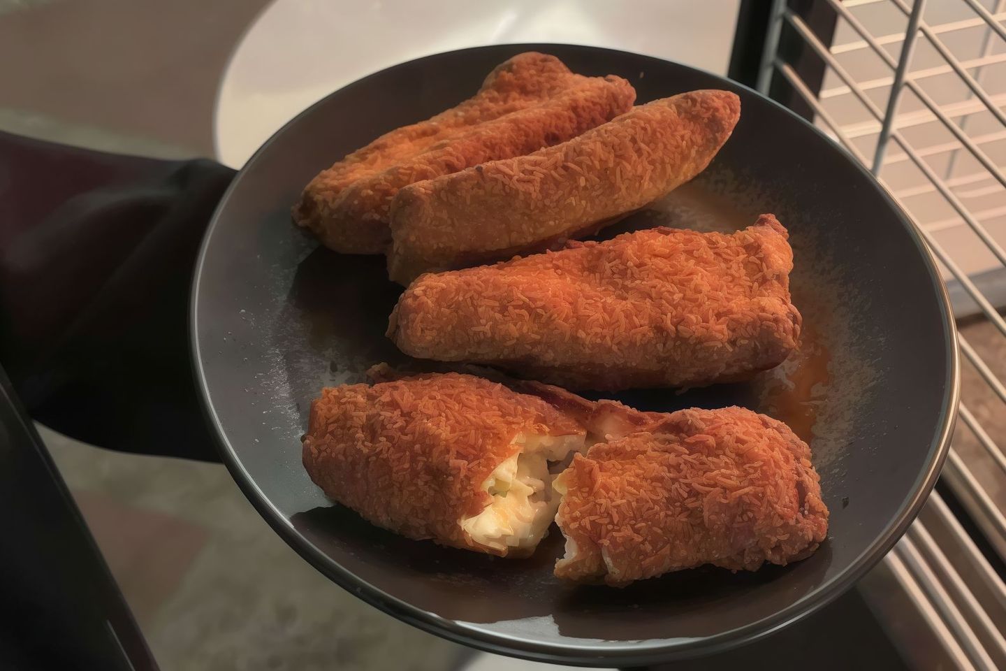 Five Salty Cheese Pie