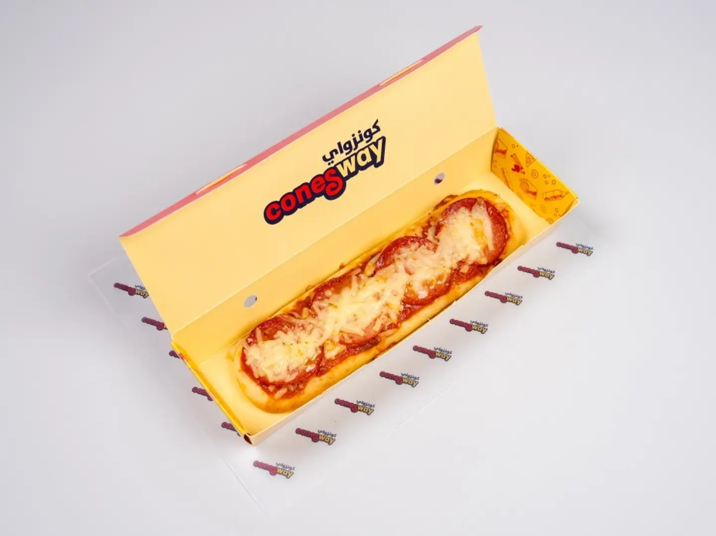 بيتزا مستطيلة ببروني