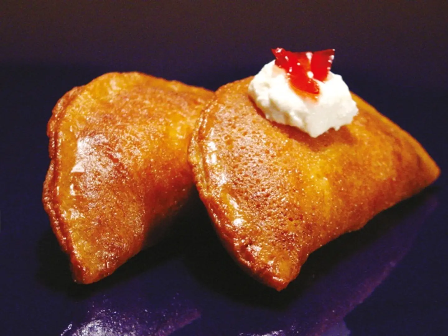 قطايف بالقشطة