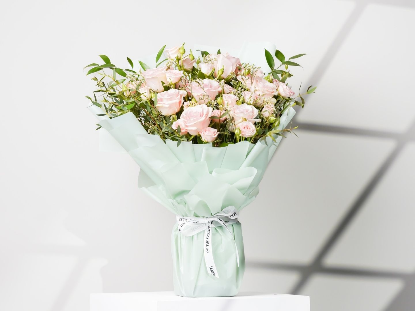 Stand Bouquet Baby Rose