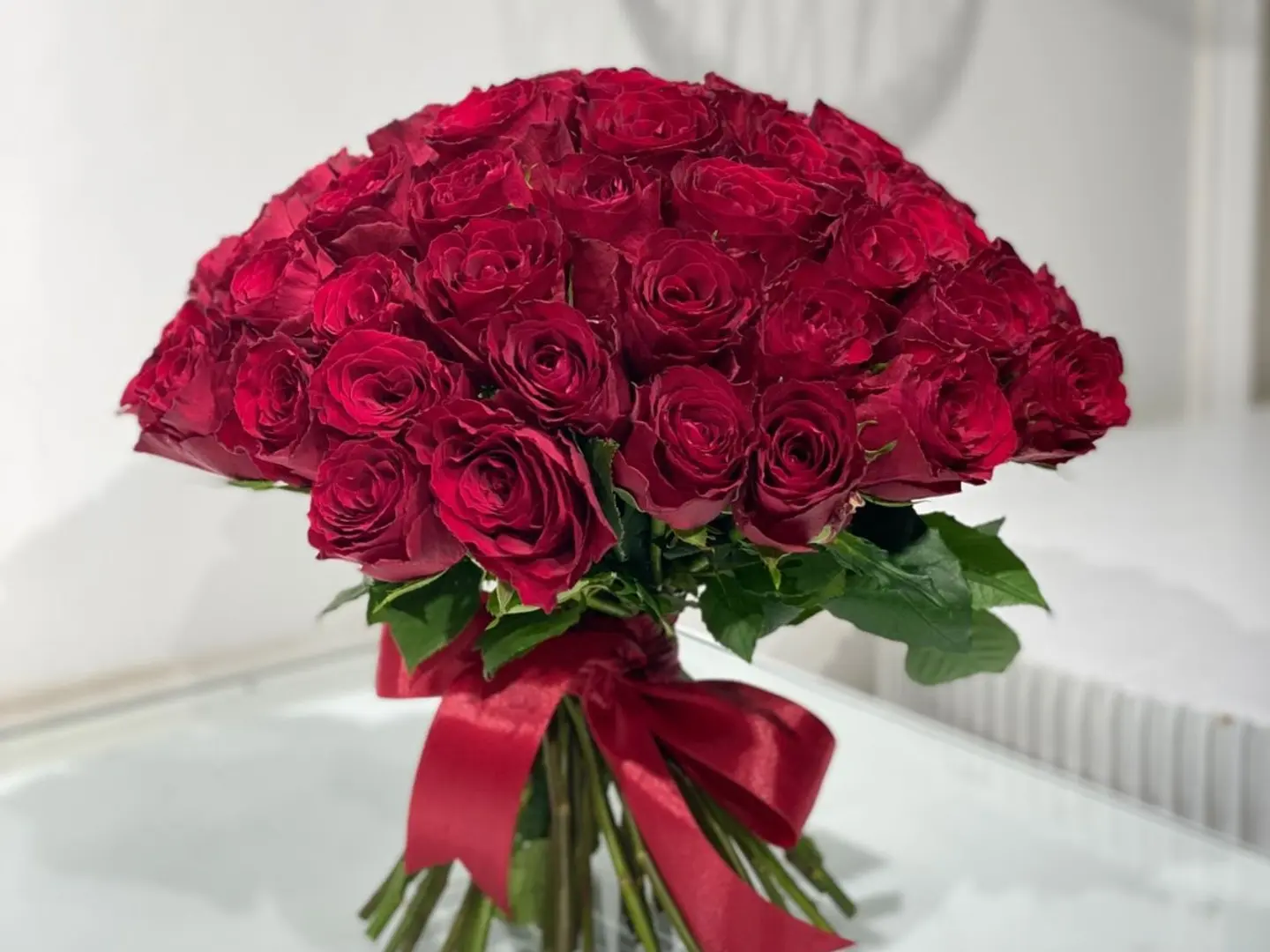 Elegant Arrangement Of Red Roses