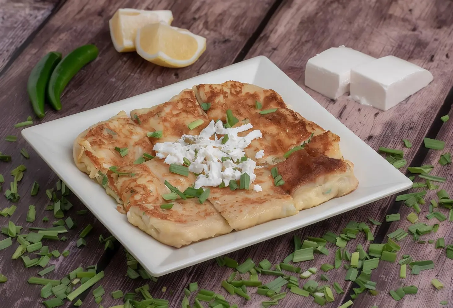 مطبق مالح لحم بالجبن