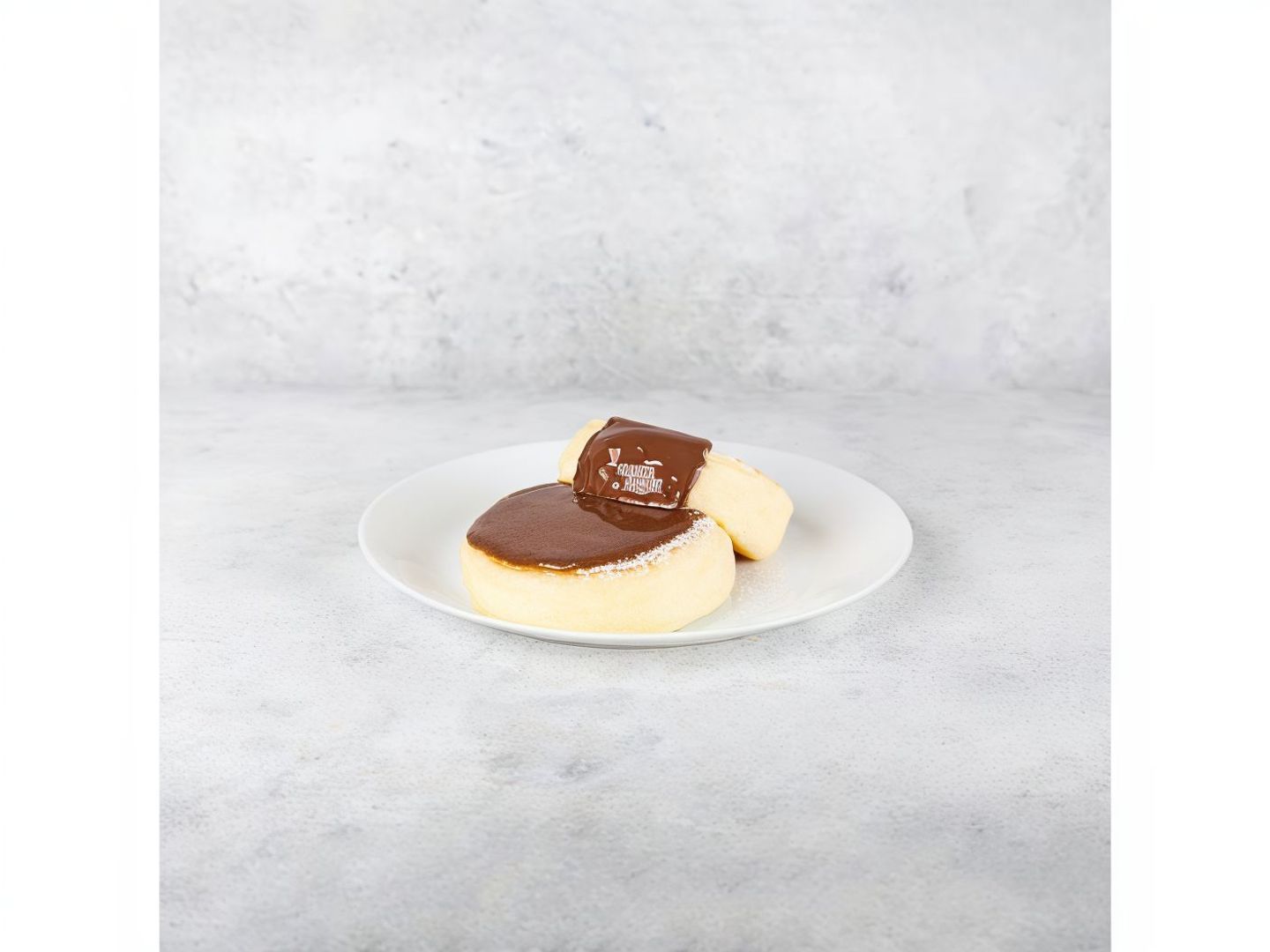 Japanese Pancakes With Nutella