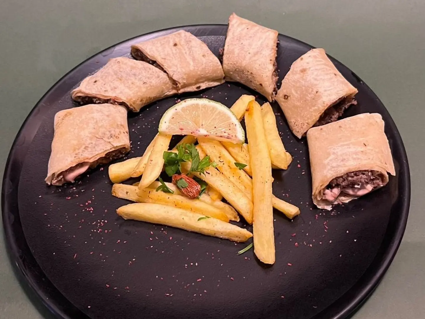 عربي شيش طاووق