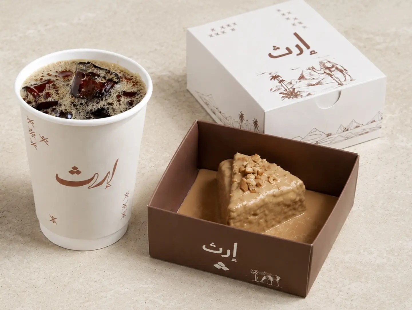 Cold Ice V60 Coffee & Cinnabon Cake Combo