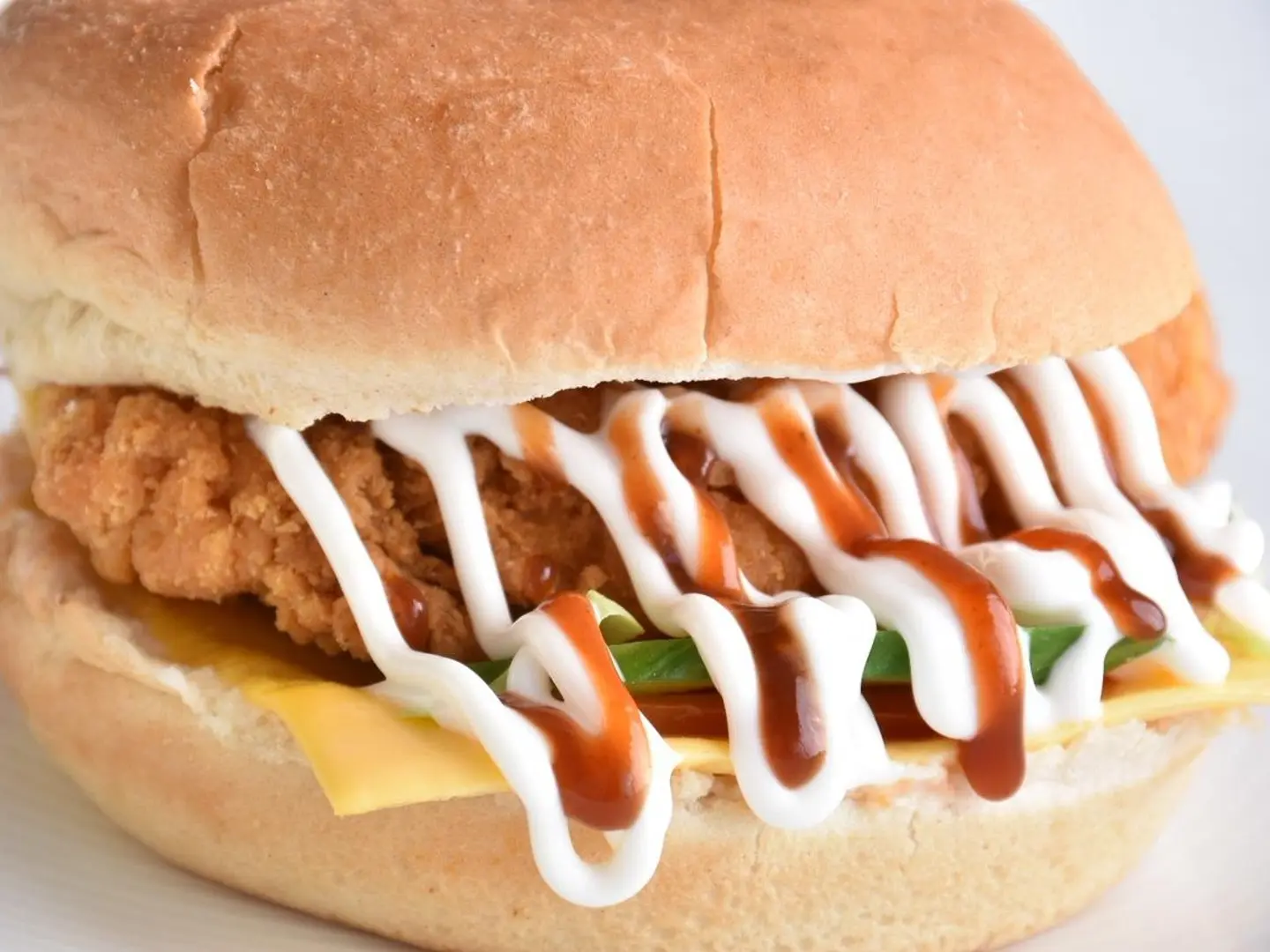 برجر زنجر بالجبن