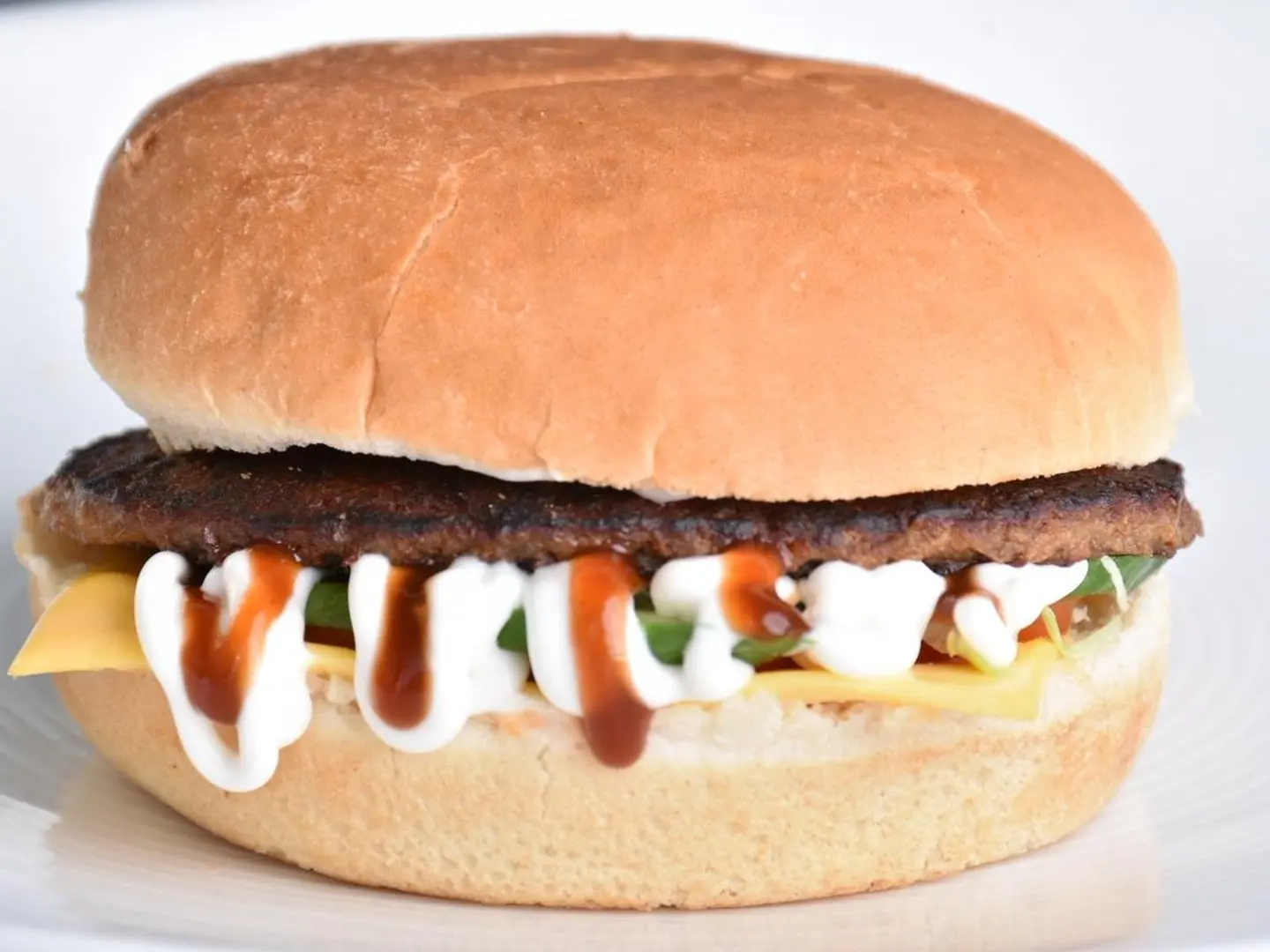 برجر لحم بالجبن