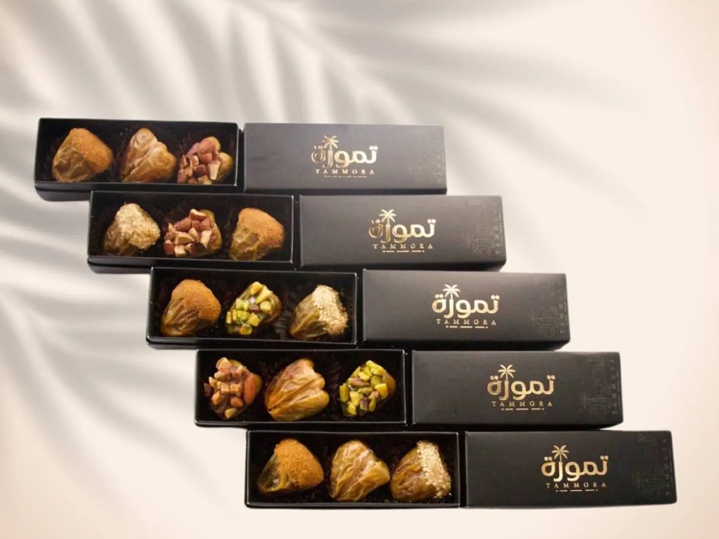 توزيعات هدايا تمر شوكلاته بكج ١٠ علب