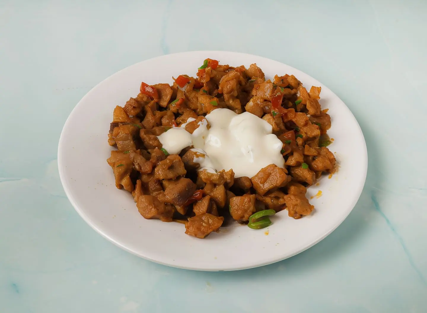 Meat Mqalqal With Melted Cheese