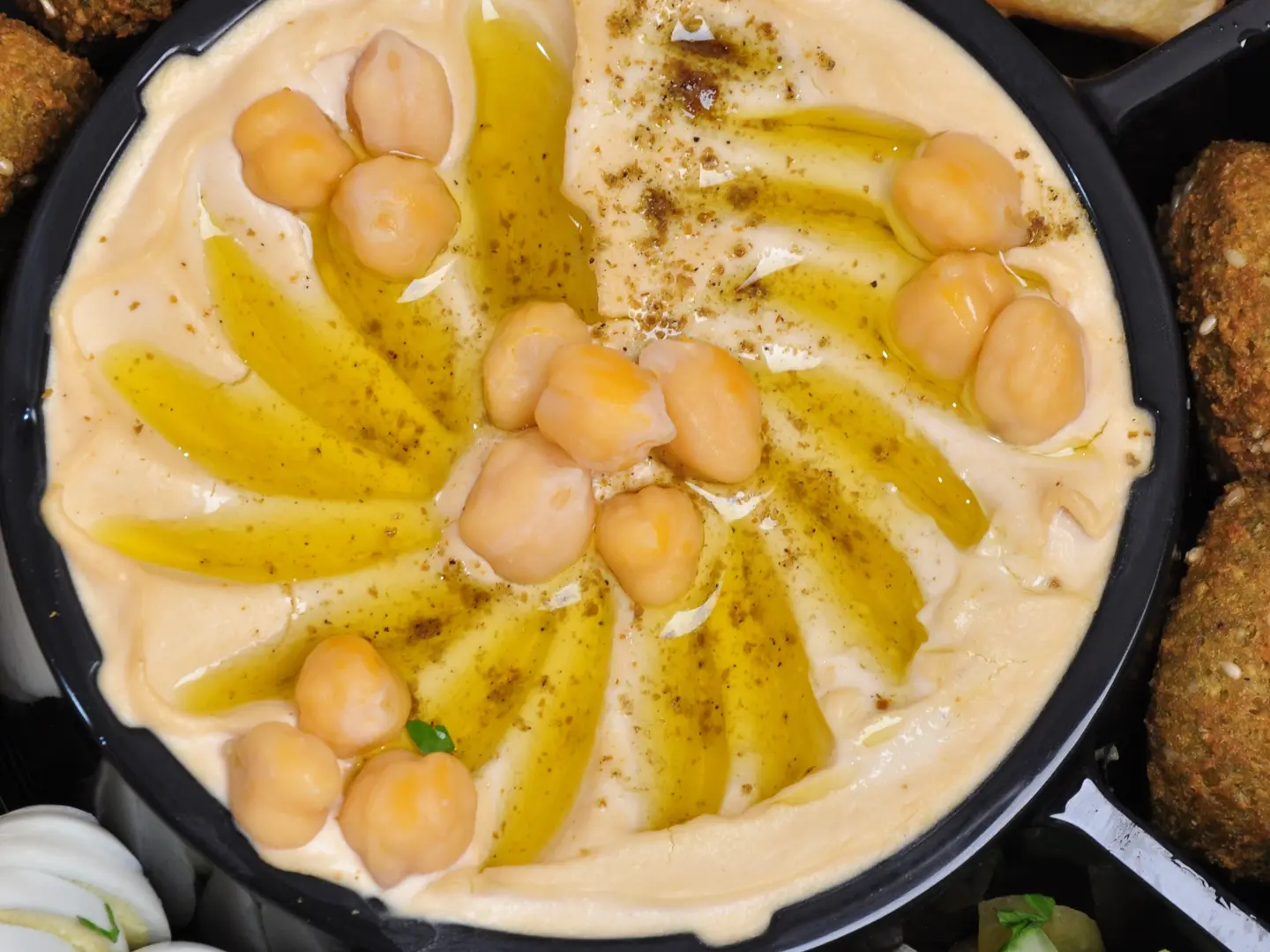 حمص القمه الشاميه