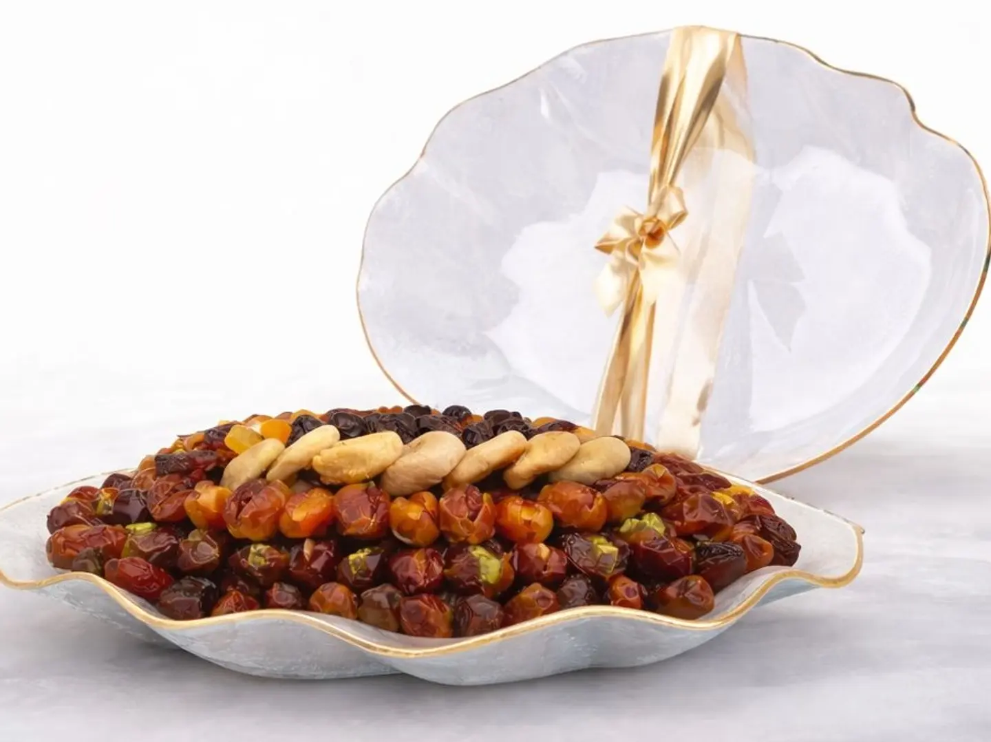 Shell Shaped Glass Tray Medium