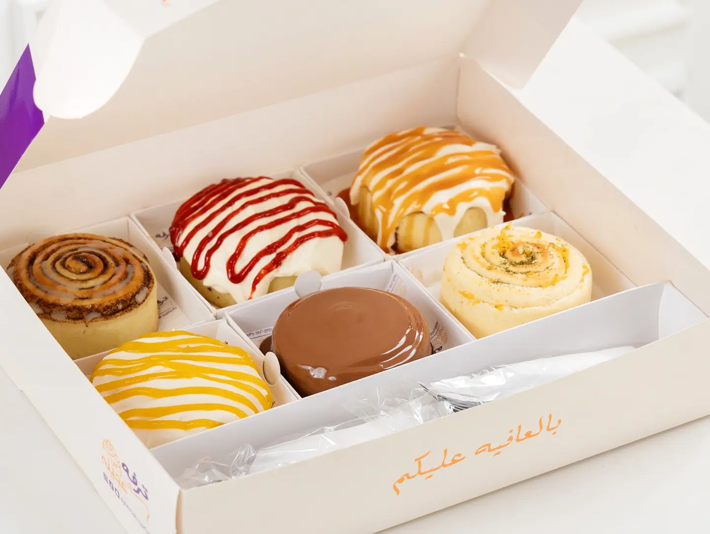 Cinnabon Large Package