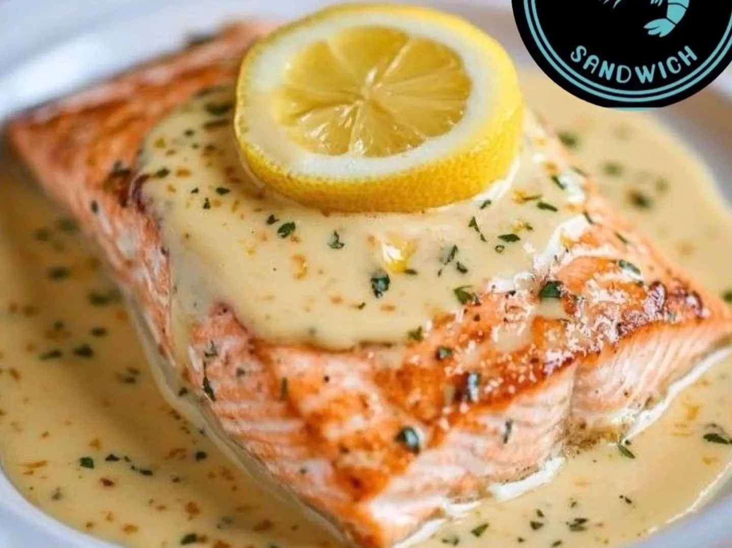 سمك سالمون نرويجي بالكريمة